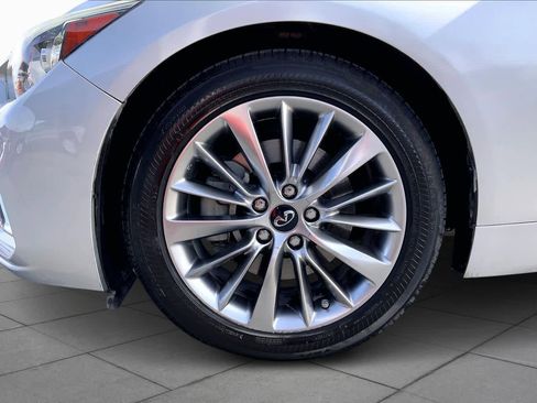 Used 2019 INFINITI Q50 Luxe w/ Essential Package (3.0T Luxe) image 11