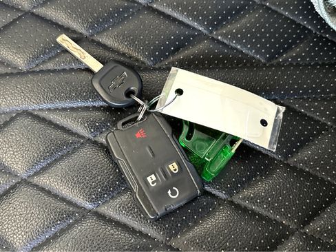 Used 2022 Chevrolet Colorado LT w/ Luxury Package image 27