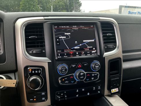 Used 2018 RAM 1500 Outdoorsman AWD/4WD image 30