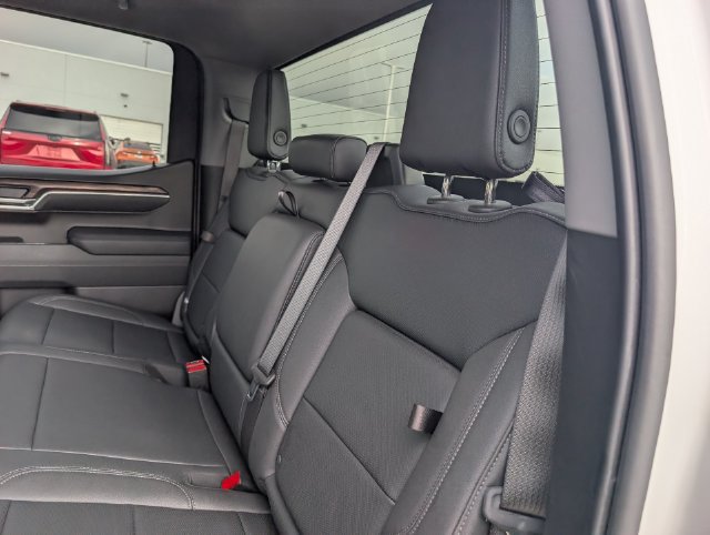 Used 2026 GMC Sierra 1500 SLT AWD/4WD image 26