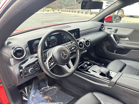Used 2020 Mercedes-Benz CLA 250 4MATIC image 21