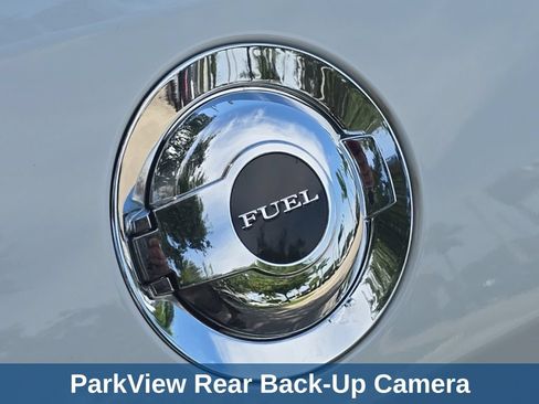 Used 2016 Dodge Challenger SRT w/ Technology Group RWD image 13