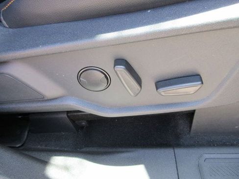 Used 2024 Ford Bronco Badlands AWD/4WD image 38