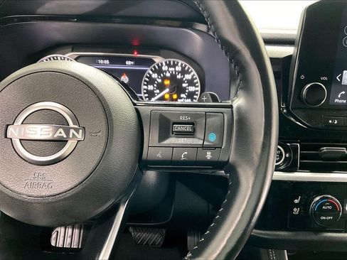 Used 2023 Nissan Pathfinder Platinum AWD/4WD image 25