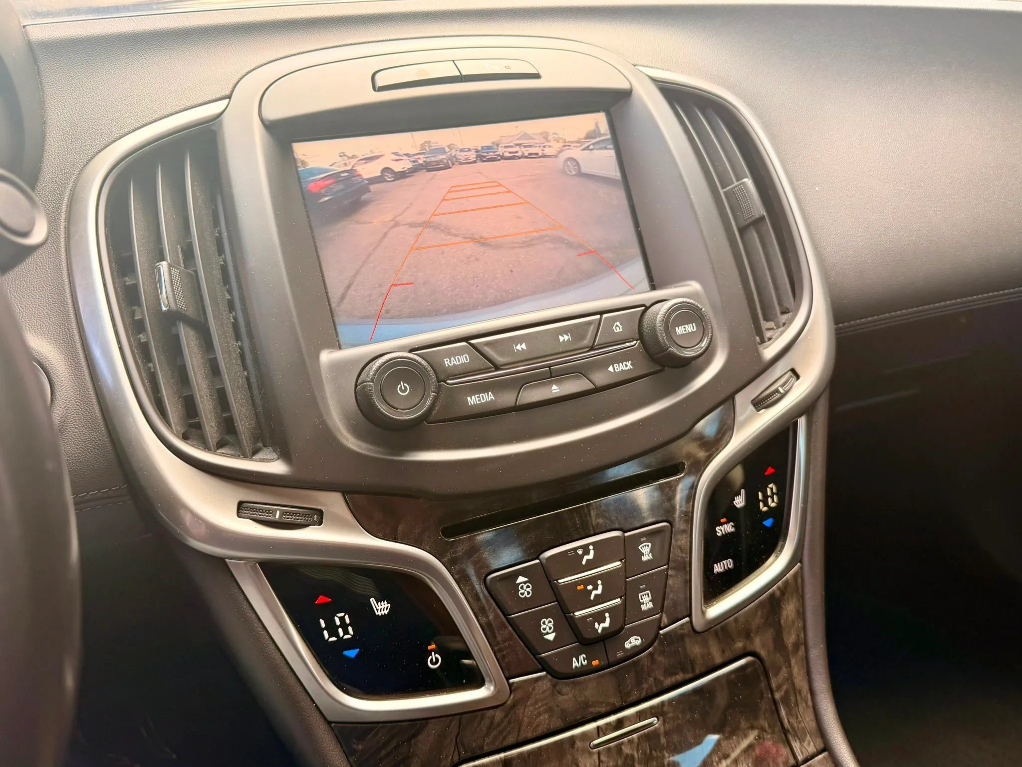 Used 2016 Buick LaCrosse Leather FWD image 10