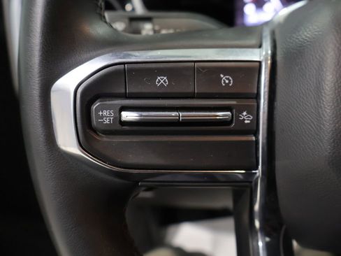 Used 2023 GMC Canyon Elevation w/ Elevation Premium Package image 32