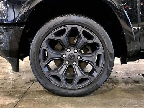 Used 2024 RAM 1500 Limited image 6