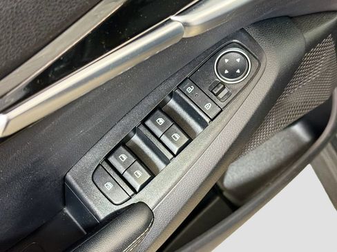 Used 2024 Kia Seltos S AWD/4WD image 19