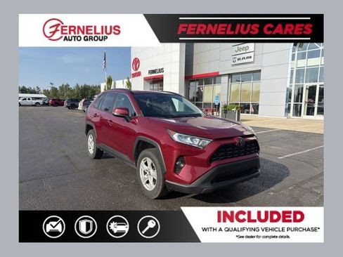 Used 2020 Toyota RAV4 XLE w/ Convenience Package AWD/4WD image 1