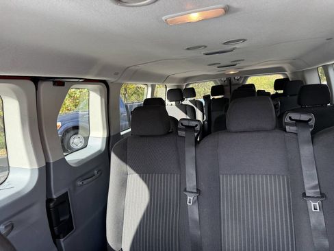 Used 2016 Ford Transit 350 XL image 6