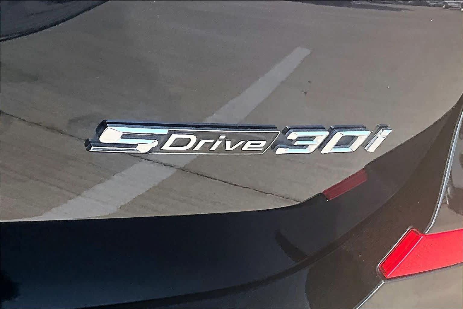 Used 2019 BMW X3 sDrive30i w/ Premium Package RWD image 9