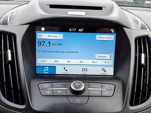 Used 2017 Ford Escape SE w/ Equipment Group 201A image 14