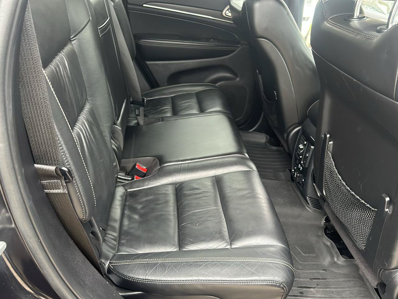 Used 2015 Jeep Grand Cherokee Limited AWD/4WD image 23