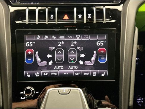 Used 2023 Lamborghini Urus S AWD/4WD image 16