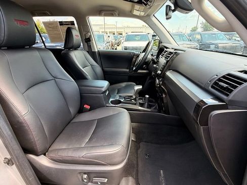Used 2023 Toyota 4Runner TRD Off-Road Premium AWD/4WD image 47