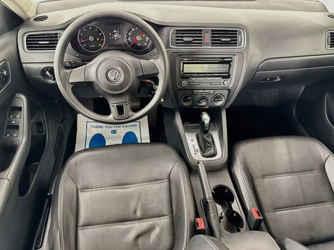 Used 2014 Volkswagen Jetta SE FWD image 25