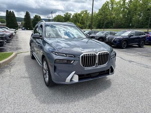 Used 2026 BMW X7 xDrive40i AWD/4WD image 13