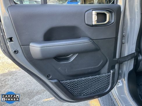 Used 2022 Jeep Wrangler Unlimited Sahara w/ Cold Weather Group image 32