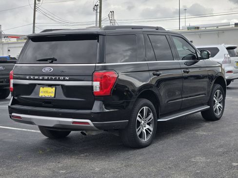 Used 2022 Ford Expedition XLT RWD image 8