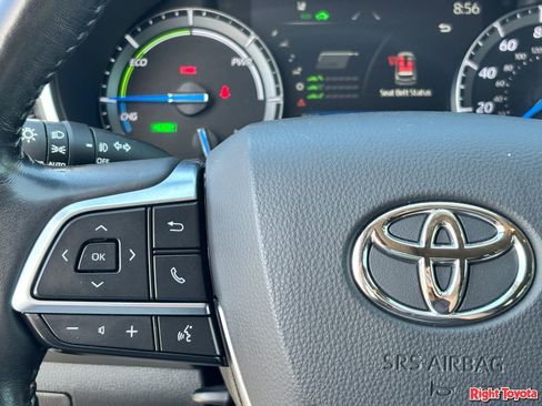 Used 2021 Toyota Highlander Platinum AWD/4WD image 21