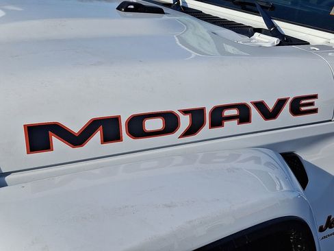 New 2026 Jeep Gladiator Mojave image 21