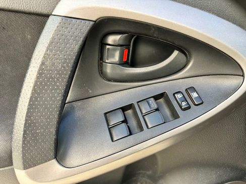 Used 2008 Toyota RAV4 Sport image 12