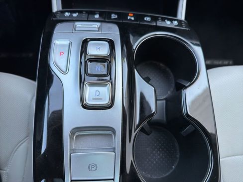 Used 2022 Hyundai Tucson Limited w/ Cargo Package image 18