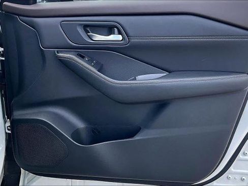 Certified 2023 Nissan Rogue SV w/ SV Premium B Package image 23