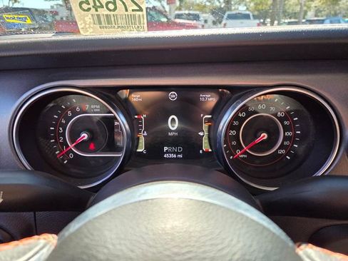 Certified 2021 Jeep Gladiator Mojave image 31