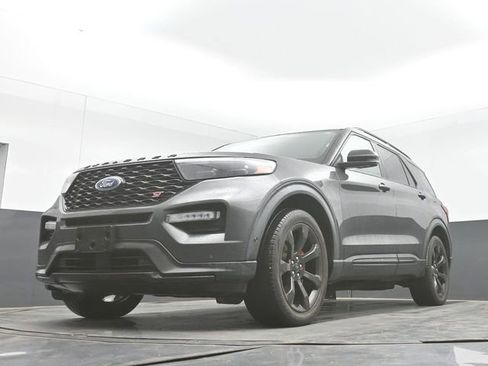 Used 2020 Ford Explorer ST w/ ST Street Pack AWD/4WD image 29