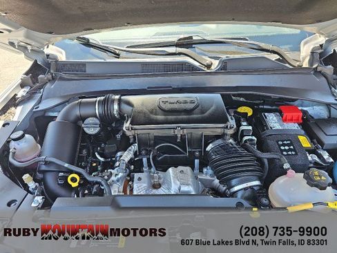 Used 2025 Jeep Compass Trailhawk AWD/4WD image 37