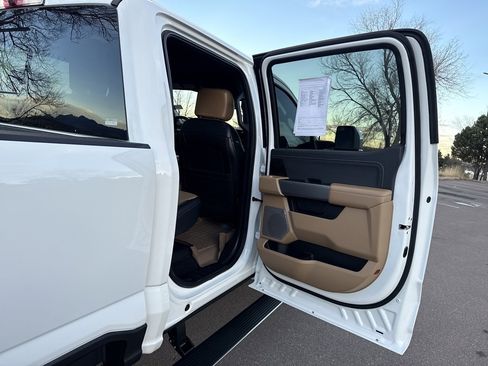 Certified 2025 Ford F350 Lariat w/ Lariat Ultimate Package image 24