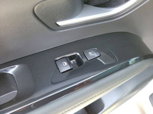 Used 2024 Hyundai Tucson Limited FWD image 11