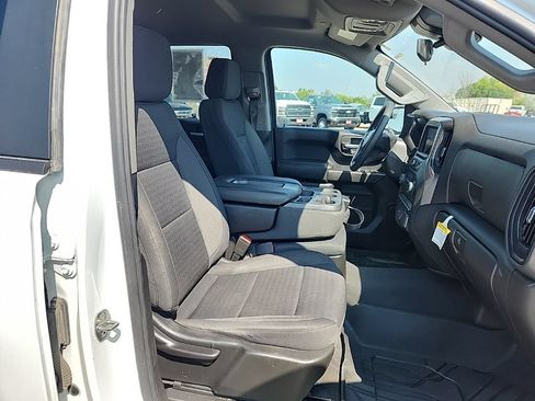Certified 2022 Chevrolet Silverado 1500 Custom AWD/4WD image 44