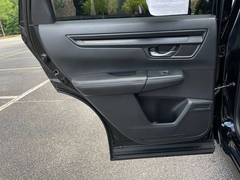 Certified 2025 Honda CR-V LX image 38