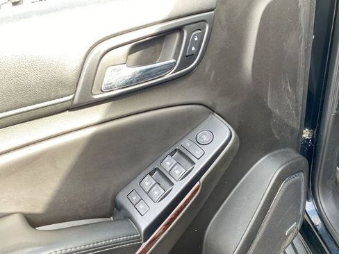 Used 2017 GMC Yukon SLE w/ Convenience Package image 26