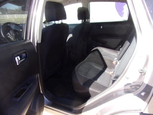 Used 2013 Nissan Rogue S w/ Special Edition Pkg image 3