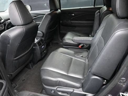 Used 2020 Honda Pilot Elite image 18