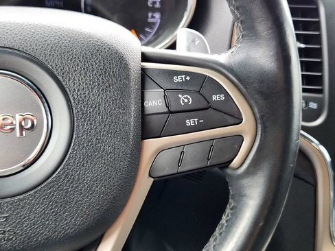 Used 2014 Jeep Grand Cherokee Laredo w/ Quick Order Package 23E AWD/4WD image 19
