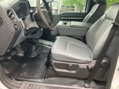 Used 2014 Ford F350 XL image 9