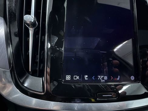 Used 2023 Volvo S60 B5 Plus w/ Climate Package image 23