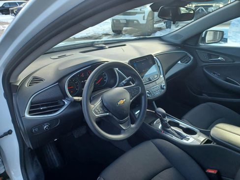 Used 2023 Chevrolet Malibu LT image 7