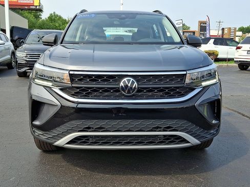 Used 2024 Volkswagen Taos S AWD/4WD image 2
