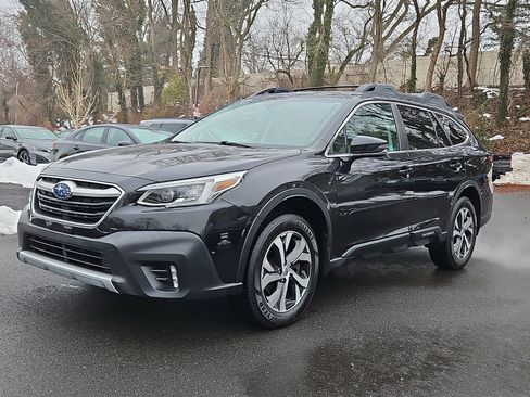 Used 2020 Subaru Outback Limited image 3