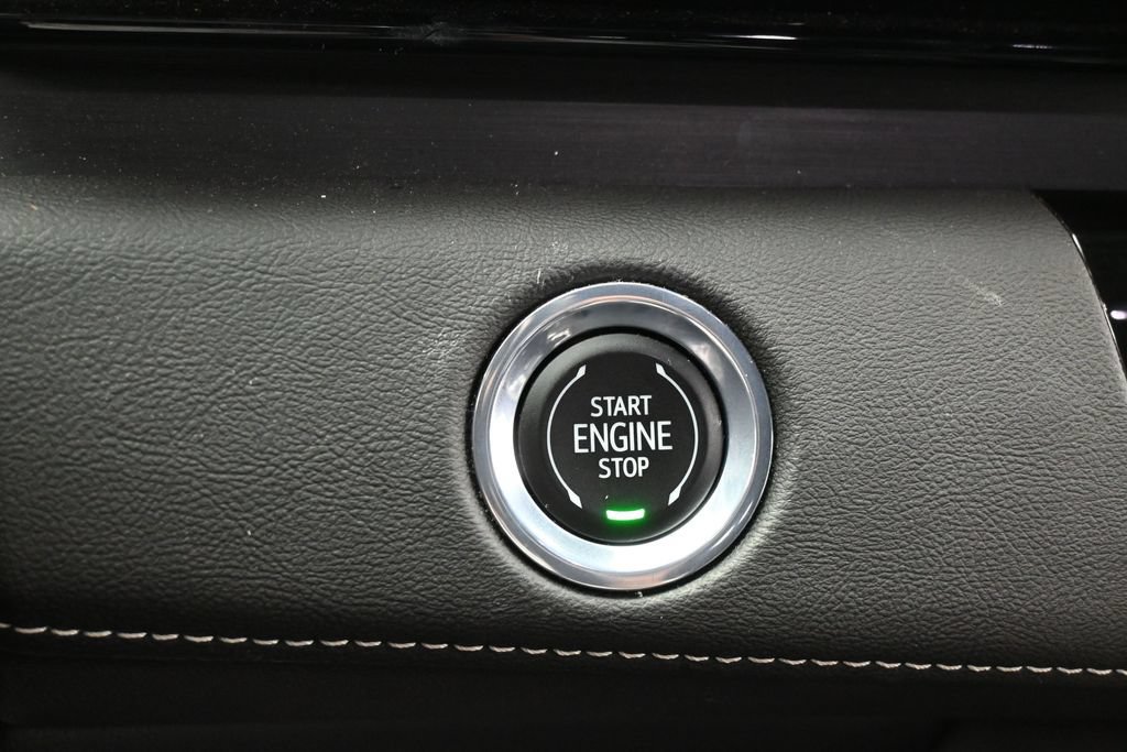 Used 2023 Cadillac Escalade Luxury RWD image 21