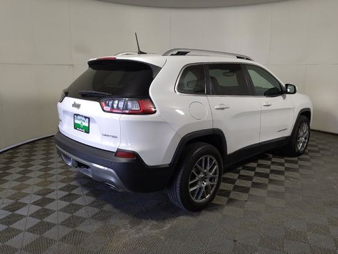 Used 2019 Jeep Cherokee Limited w/ Trailer Tow Group AWD/4WD image 9
