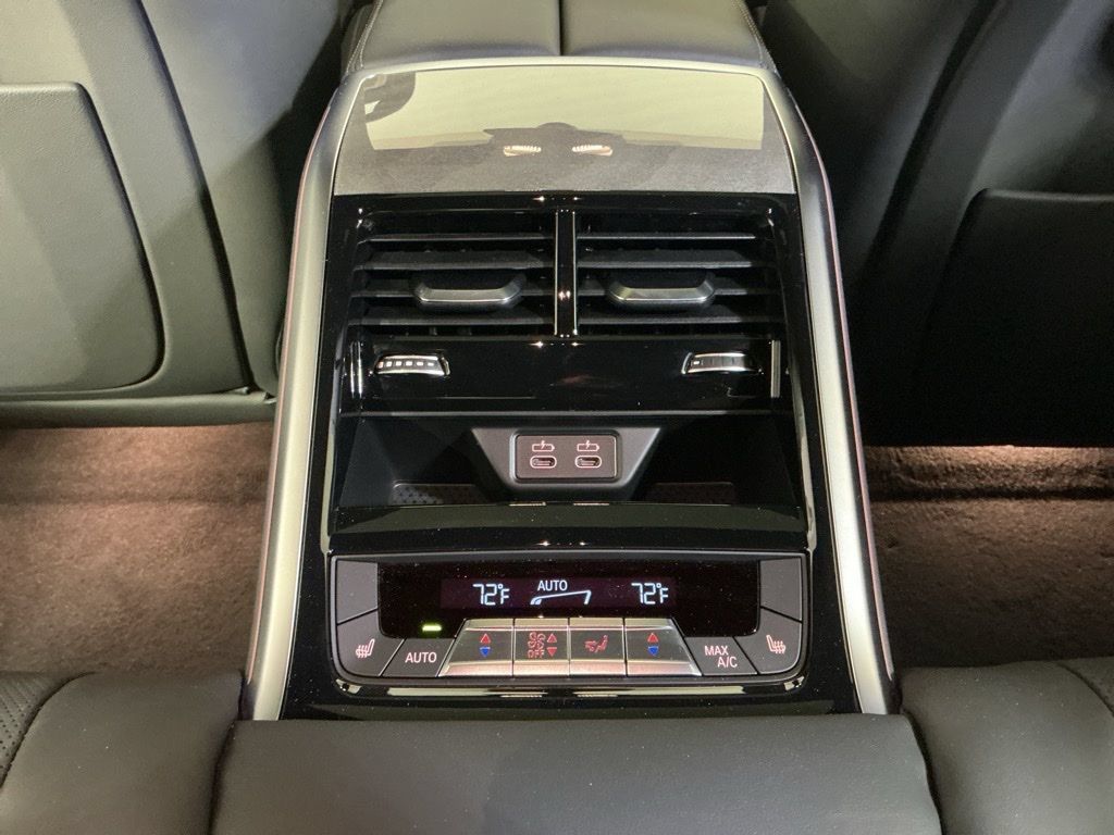 New 2026 BMW 840i xDrive AWD/4WD image 27