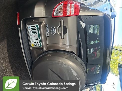 Used 2011 Toyota RAV4 4WD image 4