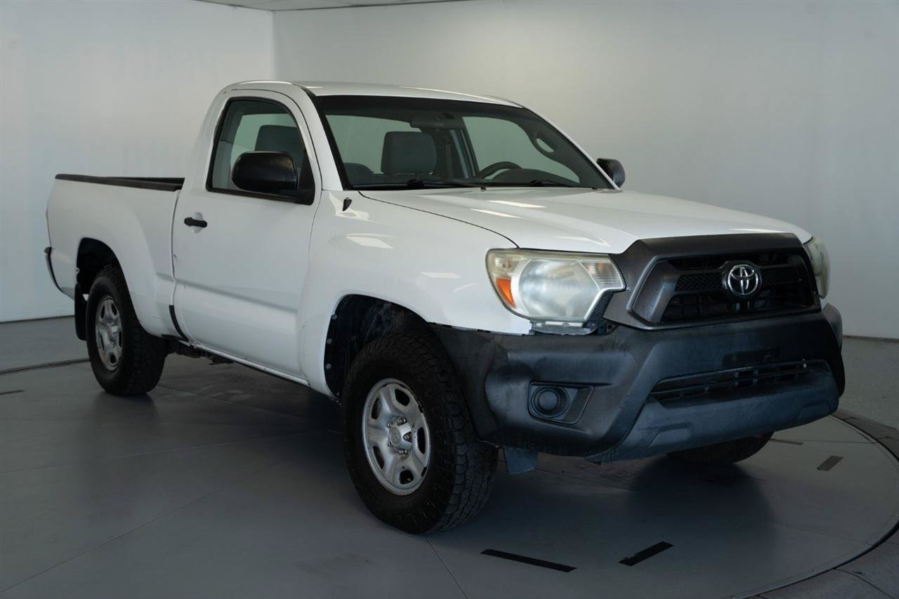Used 2013 Toyota Tacoma 2WD Regular Cab image 2