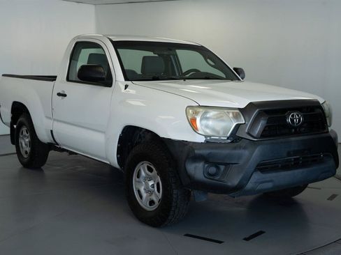 Used 2013 Toyota Tacoma 2WD Regular Cab image 2